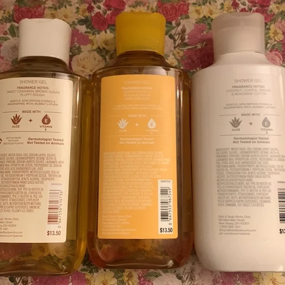 Bath and body works bbw shower gel and hand soap bundle *Used* fresh coconut cot - Picture 7 of 8